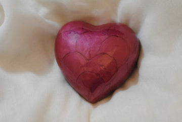 Crimson Heart : Cremation Urn for human ashes | Keepsake Cremation Urn | Miniature Handcrafted Urn 3" | With Brass Stand